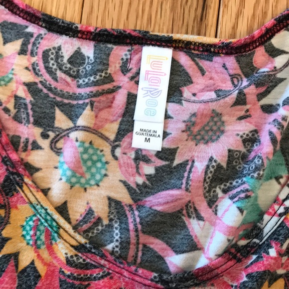 LuLaRoe Classic M Floral Pink - Picture 2 of 3